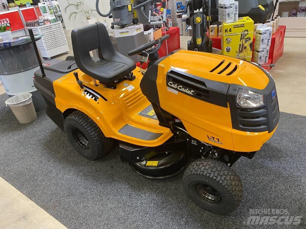 Cub Cadet LT1 NR92 乗用・自走モア/芝刈り機
