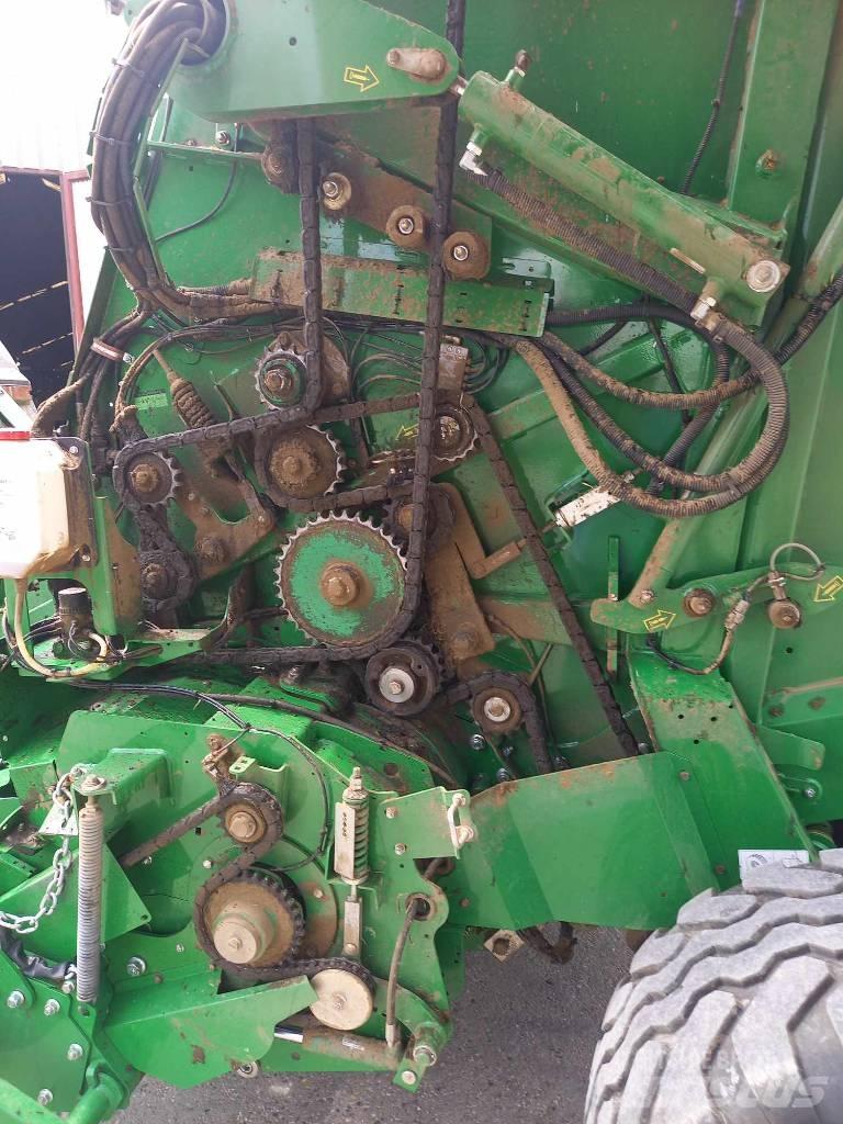 John Deere V451M ラウンドベーラー