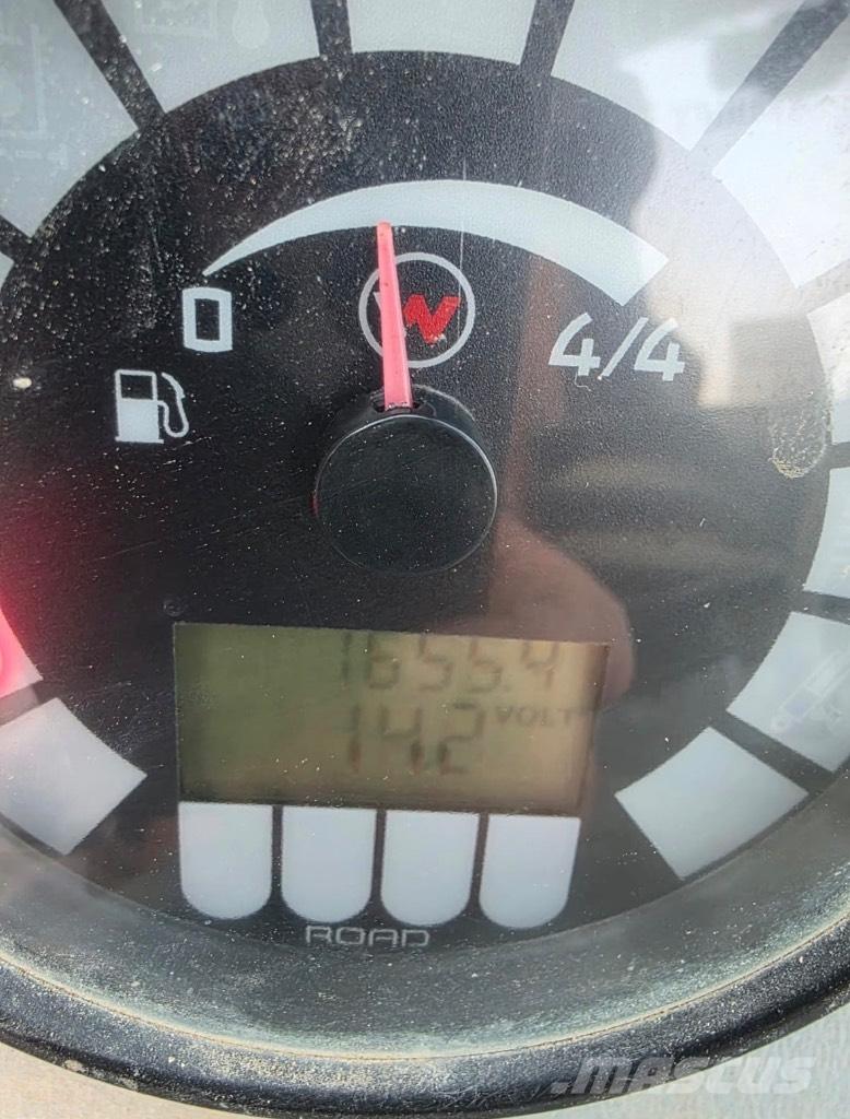 Wacker Neuson 850 ホイールローダー・タイヤショベル