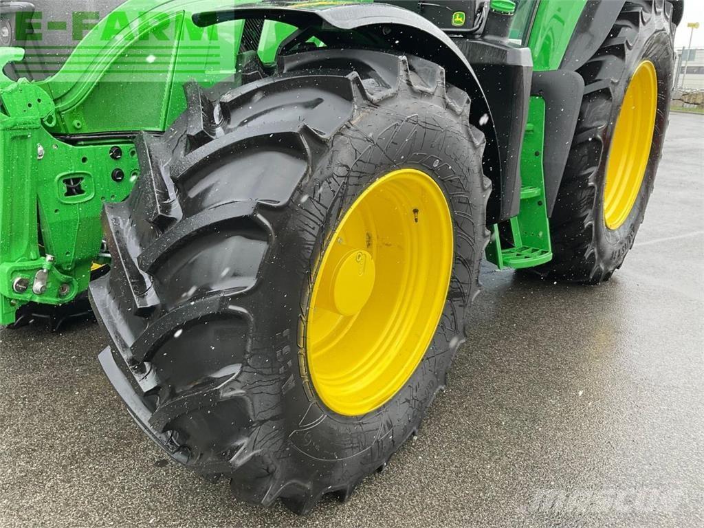 John Deere 6M 150 トラクター