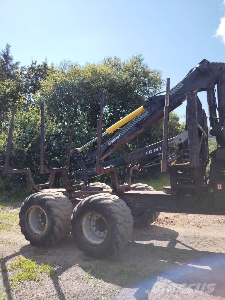 Komatsu 840 TX フォワーダー