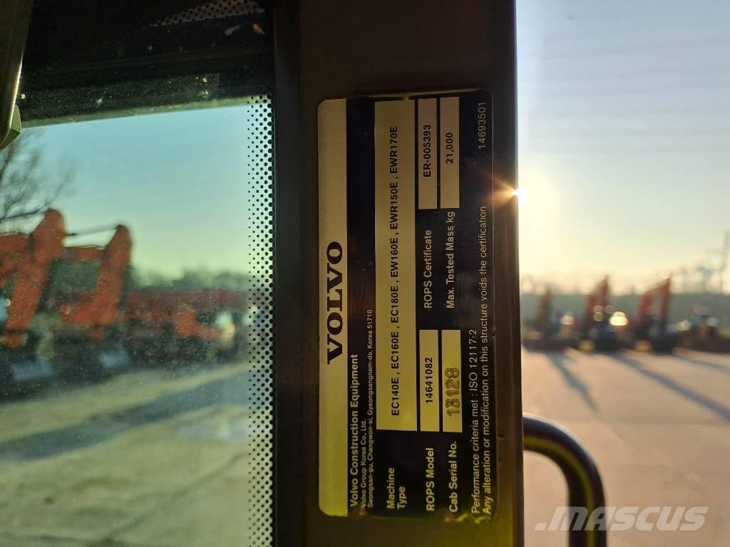 Volvo EW160E ホイール式油圧ショベル（パワーショベル・ユンボ・バックホー）