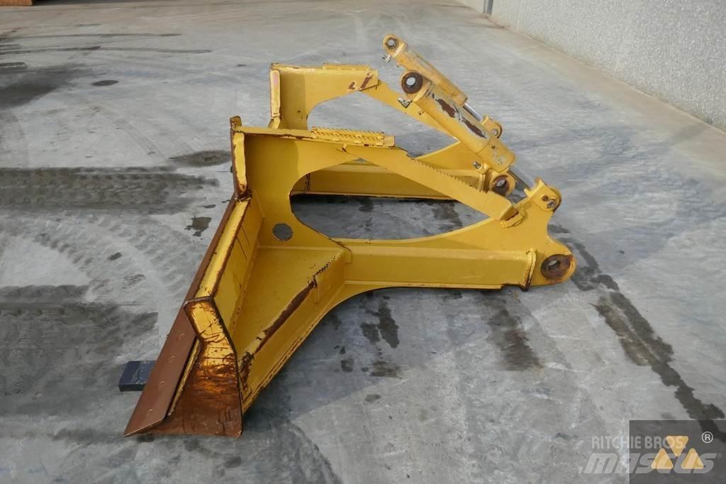 CAT Skidder blade ブレード