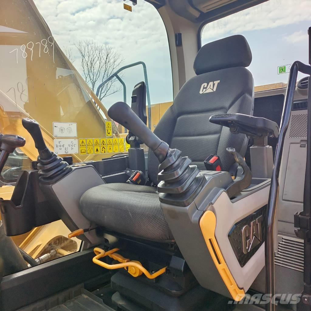 CAT 320  GC 大型油圧ショベル12t以上（パワーショベル・ユンボ）