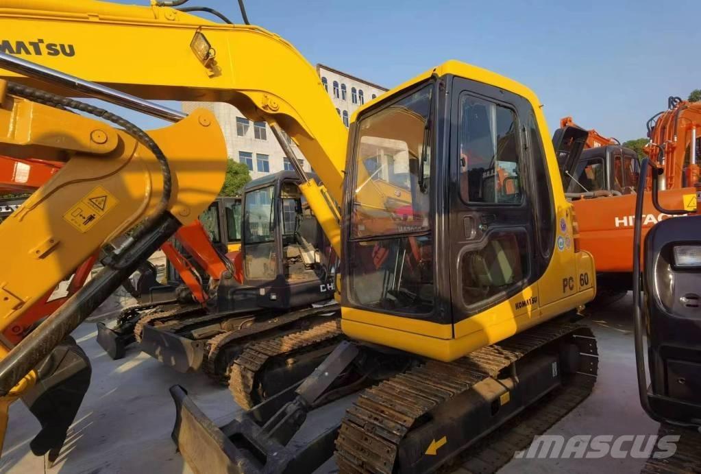 Komatsu PC 60-7 ミニ油圧ショベル 7t以下（ミニユンボ・ミニディガー）