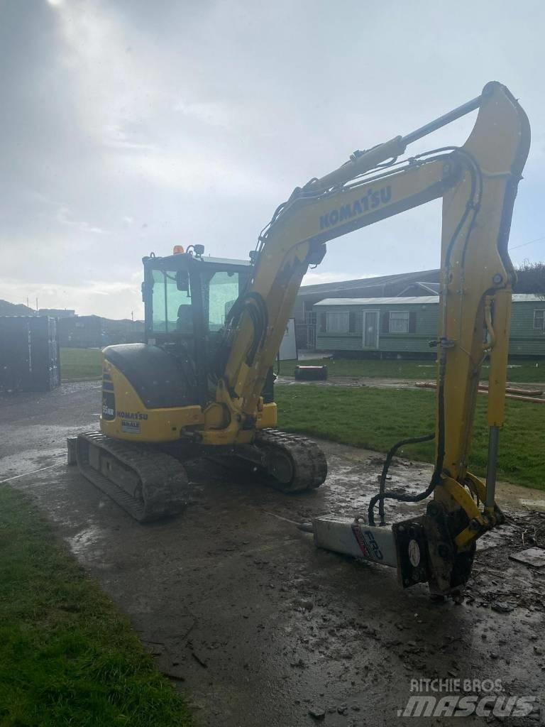 Komatsu PC 55 MR ミニ油圧ショベル 7t以下（ミニユンボ・ミニディガー）