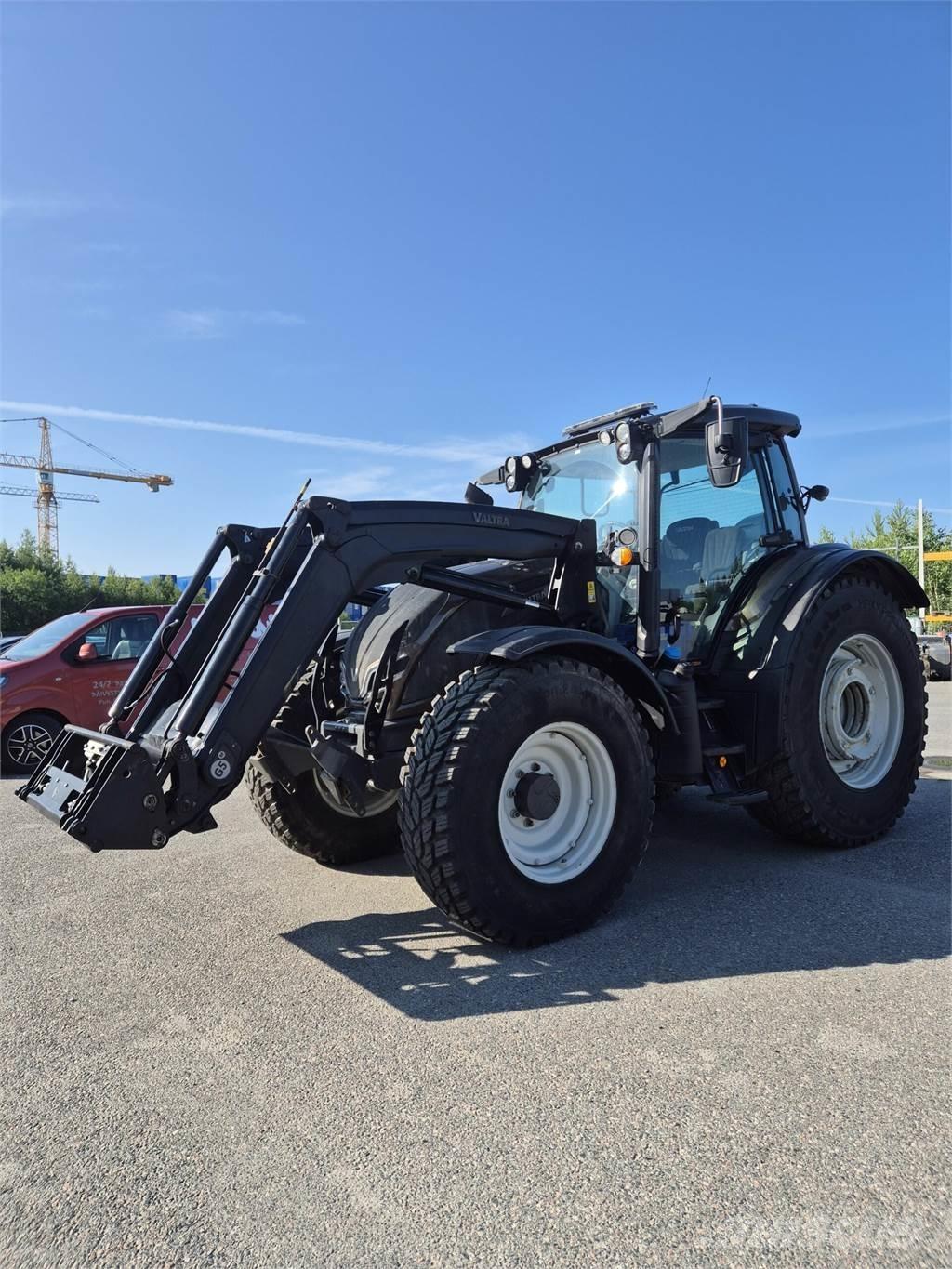 Valtra N175 A トラクター