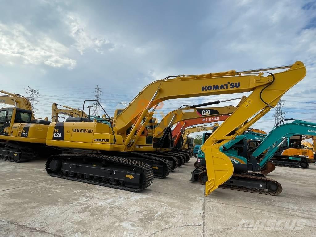 Komatsu PC 220-8 大型油圧ショベル12t以上（パワーショベル・ユンボ）