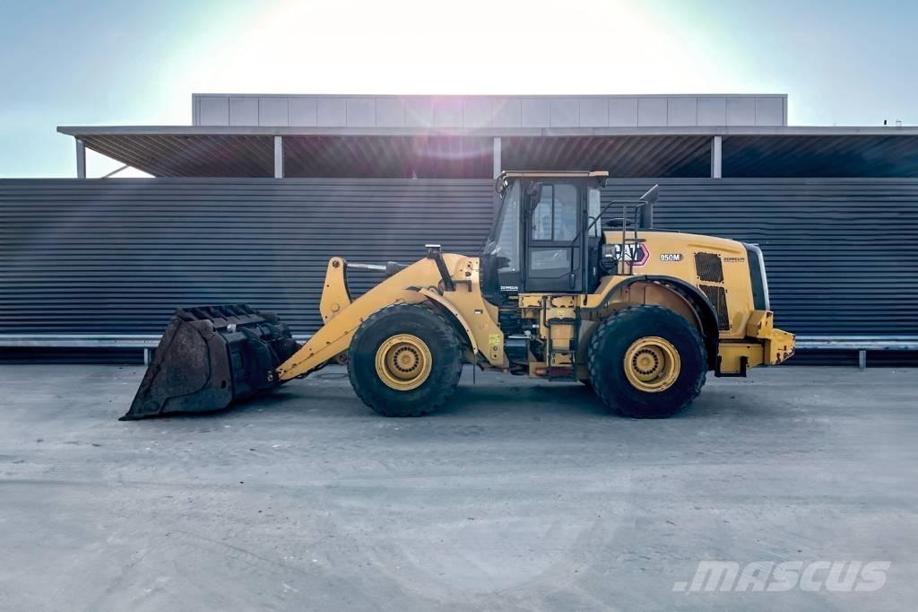 CAT 950M ホイールローダー・タイヤショベル