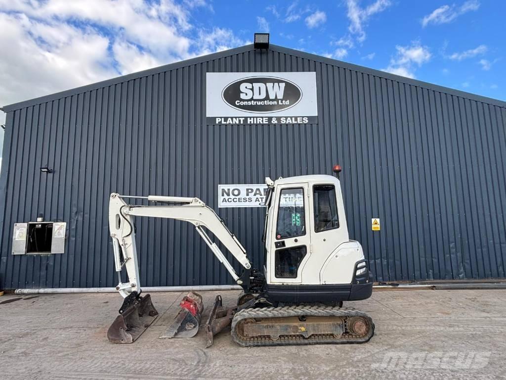 Kubota KX 71-3 ミニ油圧ショベル 7t以下（ミニユンボ・ミニディガー）