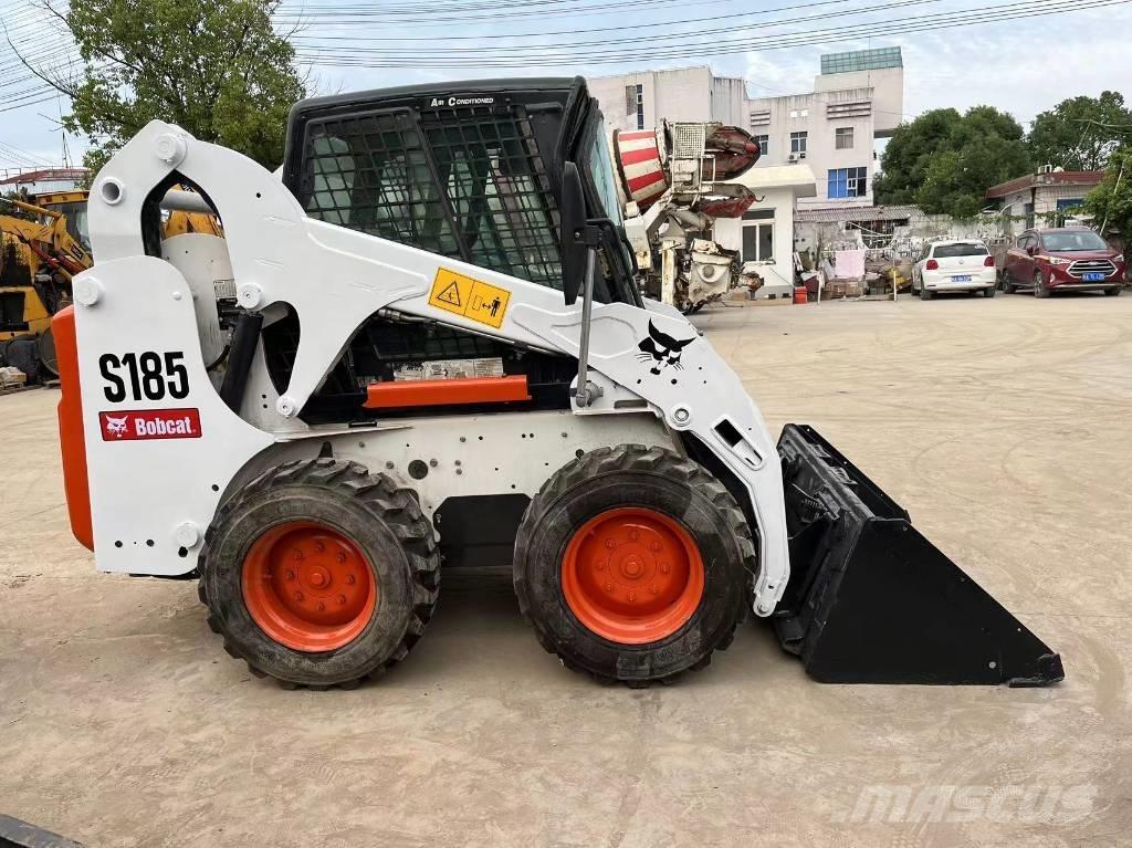 Bobcat S 185 スキッドステアローダー