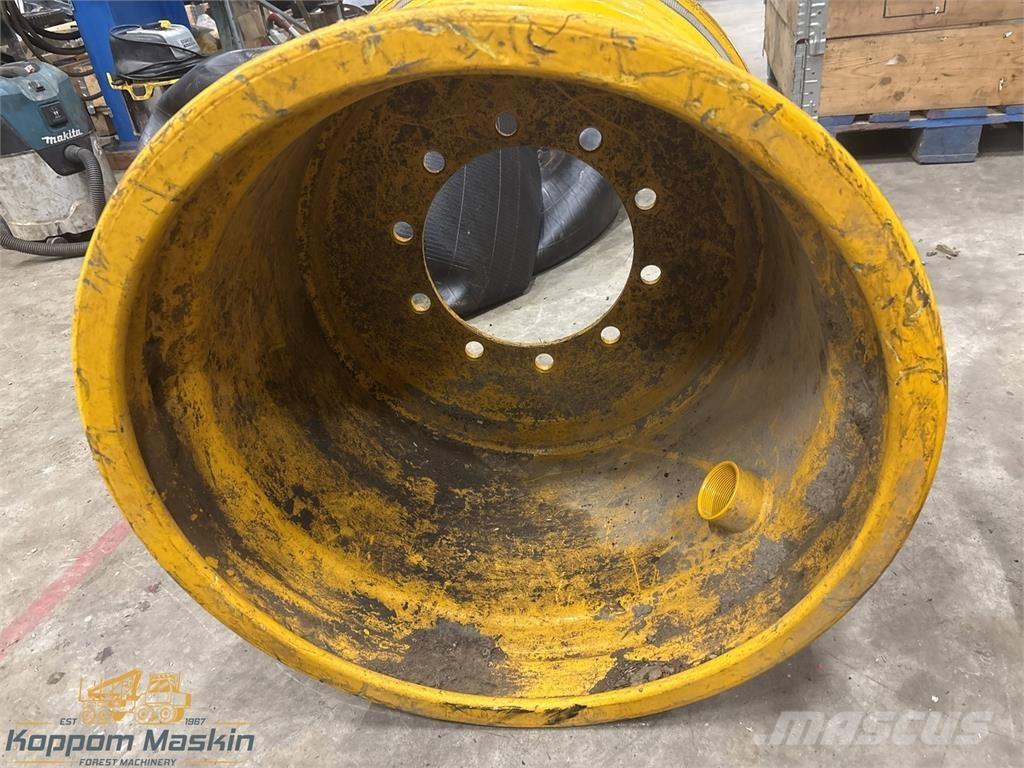 Rottne H8 24x26,5 タイヤ、ホイル、リム