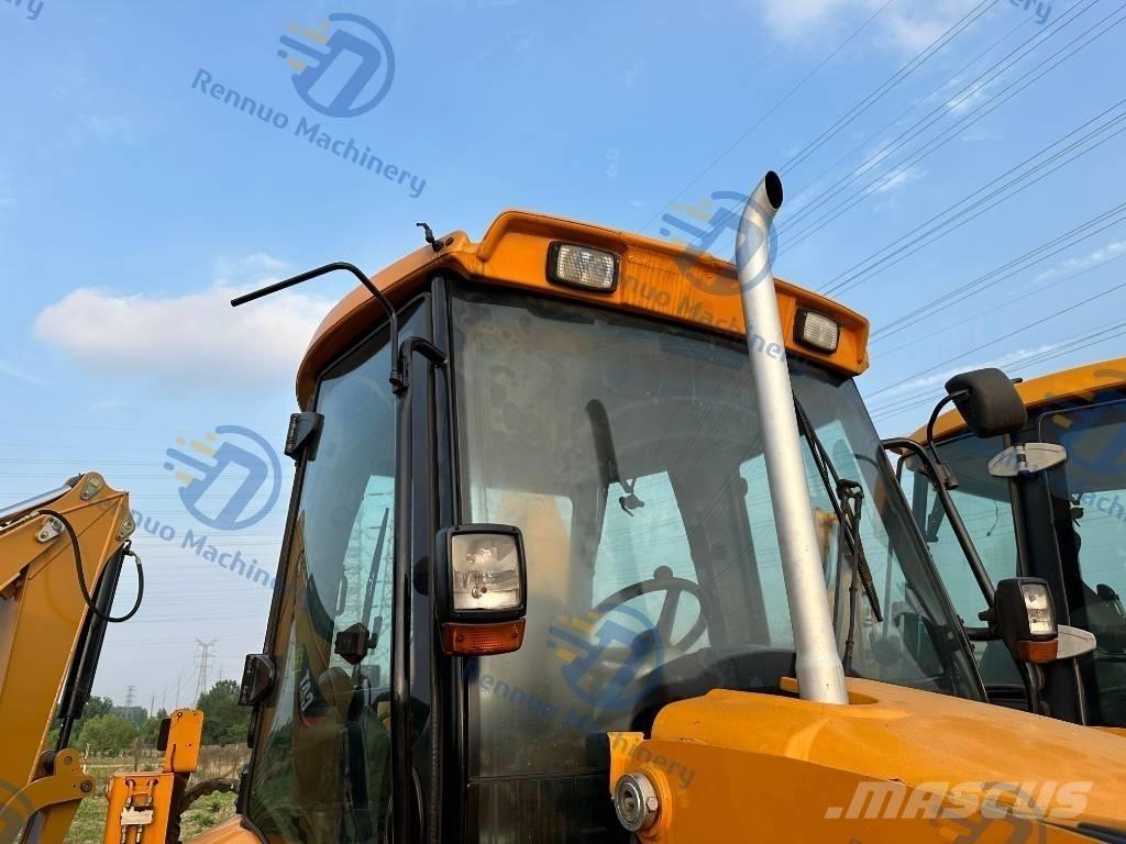 JCB 4 CX バックホーローダー