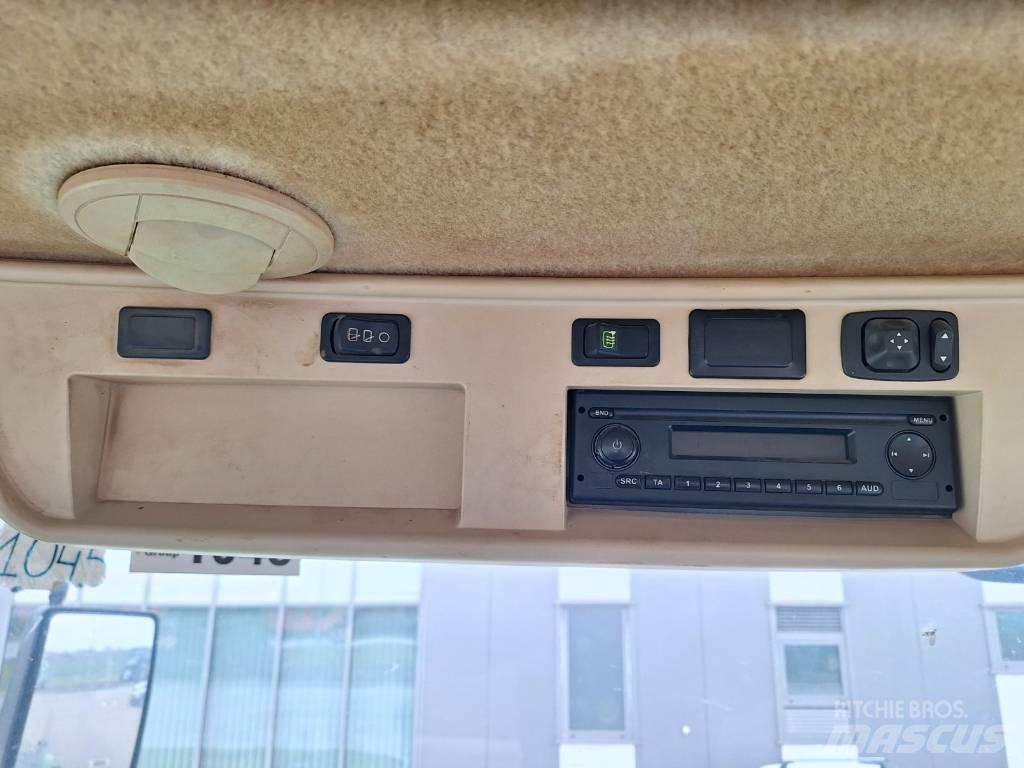 John Deere 9620RX トラクター