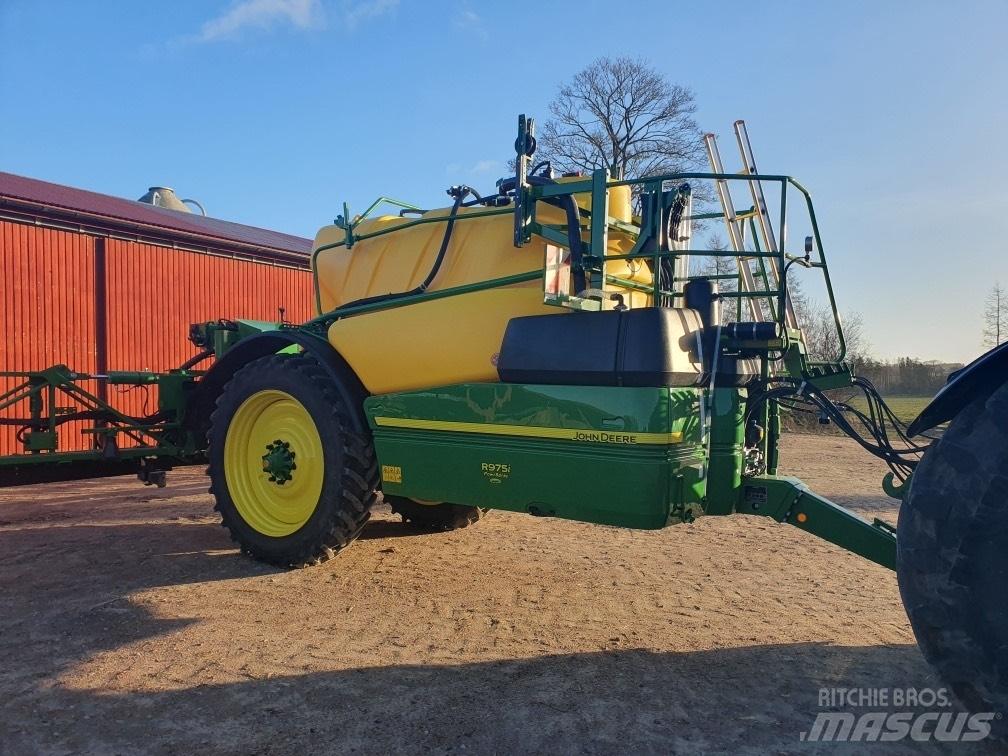John Deere R975 i 牽引型スプレイヤー