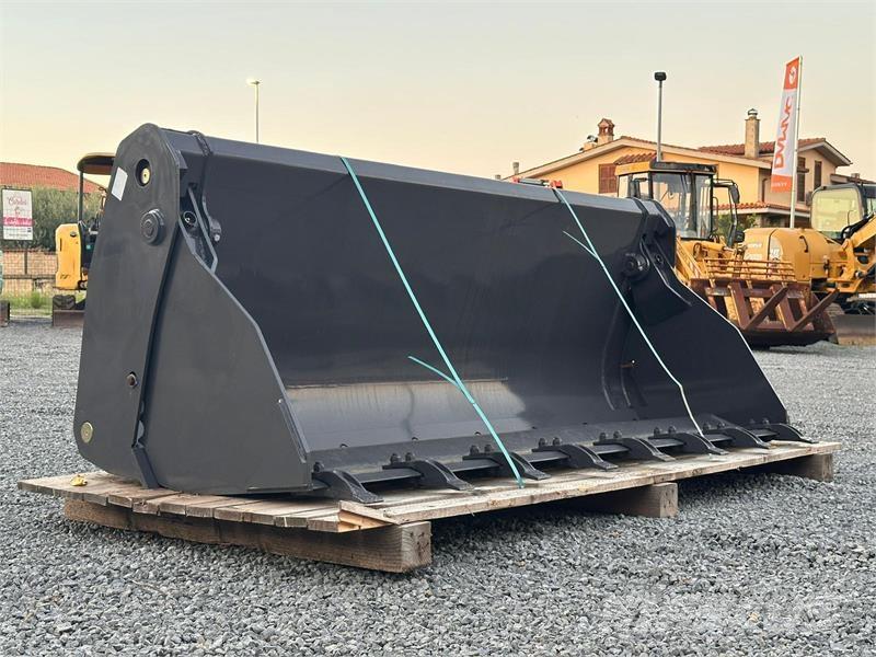 New Holland 220 バケット