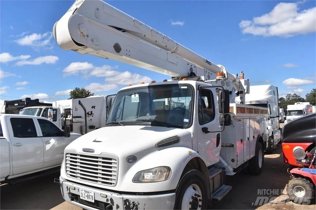Altec AA55 MH トラック高所作業車