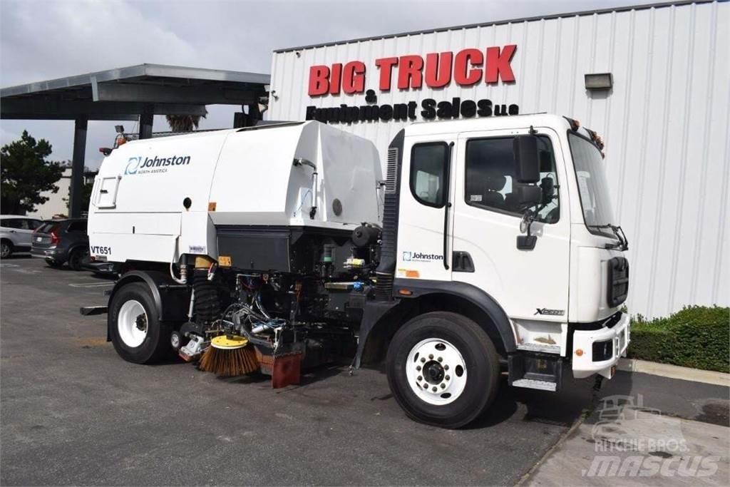 Autocar XPERT ACMD 街路清掃車