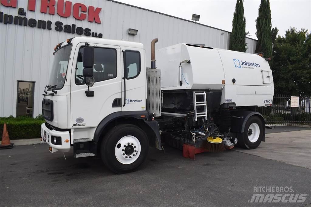 Autocar XPERT ACMD 街路清掃車