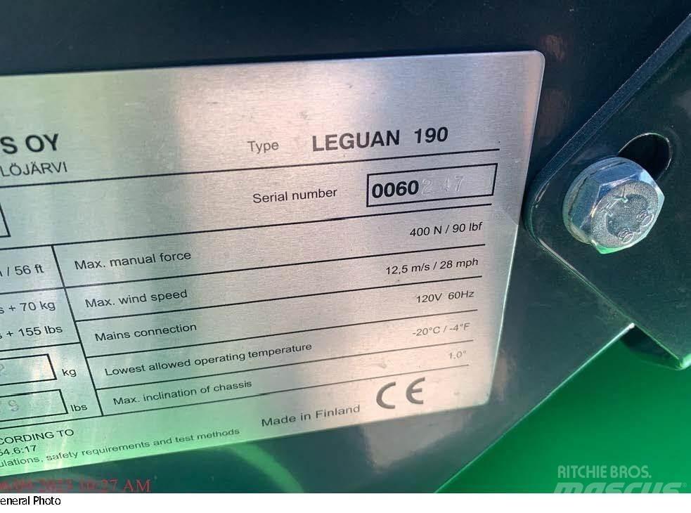 Avant LEGUAN 190 ブームリフト　屈伸型