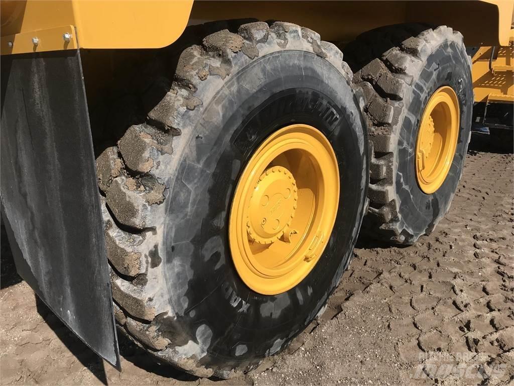 Bell B30E 給水車