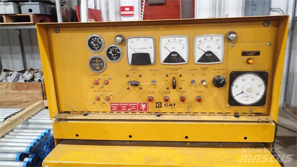 CAT 100 KVA その他の発電機