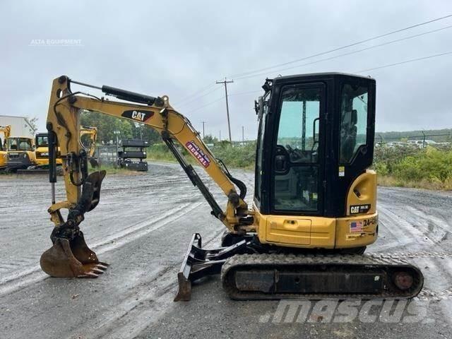 CAT 303.5E CR ミニ油圧ショベル 7t以下（ミニユンボ・ミニディガー）