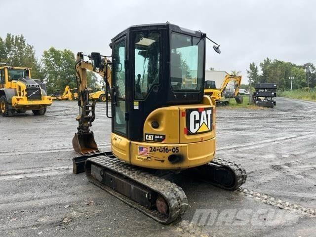 CAT 303.5E CR ミニ油圧ショベル 7t以下（ミニユンボ・ミニディガー）