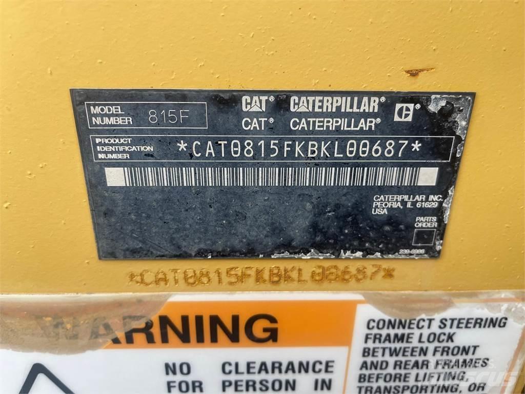CAT 815F 廃棄物コンパクター