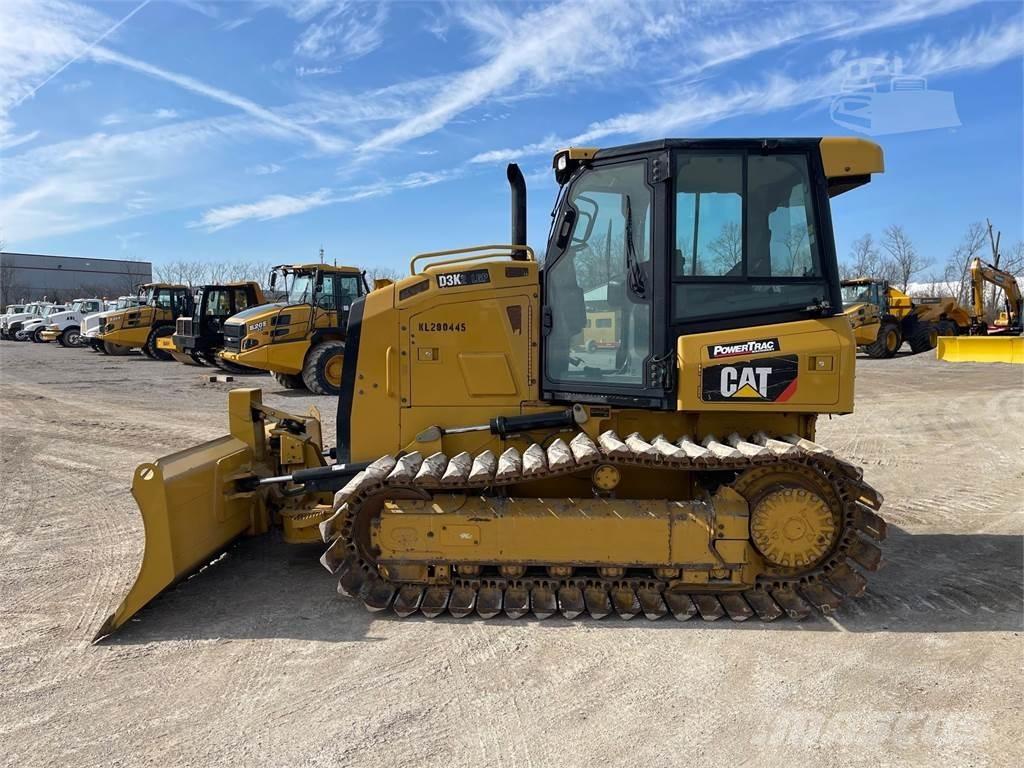 CAT D3K2 LGP ブルドーザー