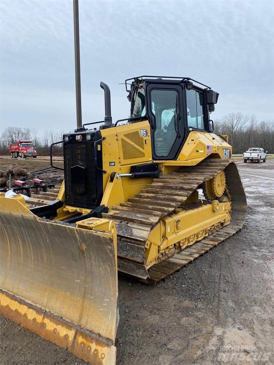 CAT D5 LGP ブルドーザー