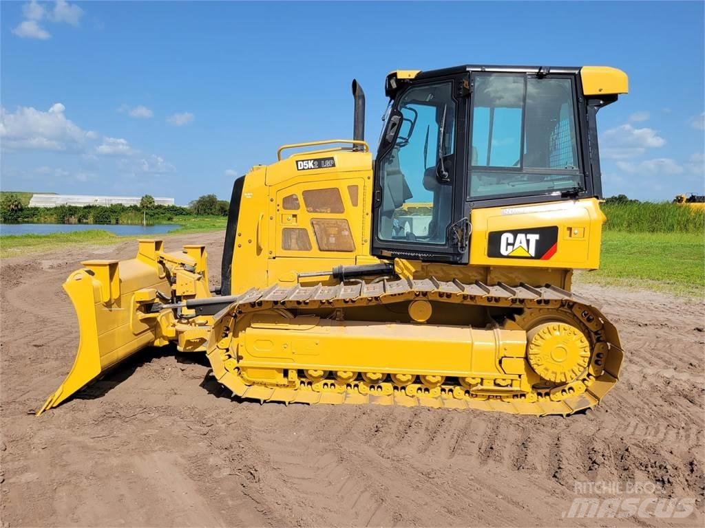 CAT D5K LGP ブルドーザー