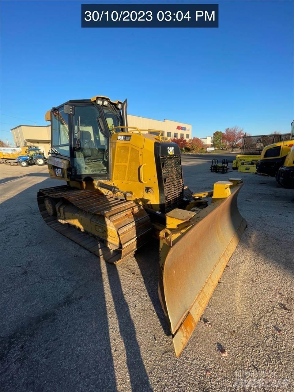 CAT D5K2 LGP ブルドーザー