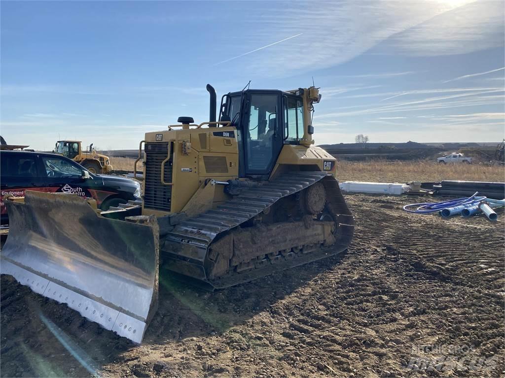 CAT D6N LGP ブルドーザー