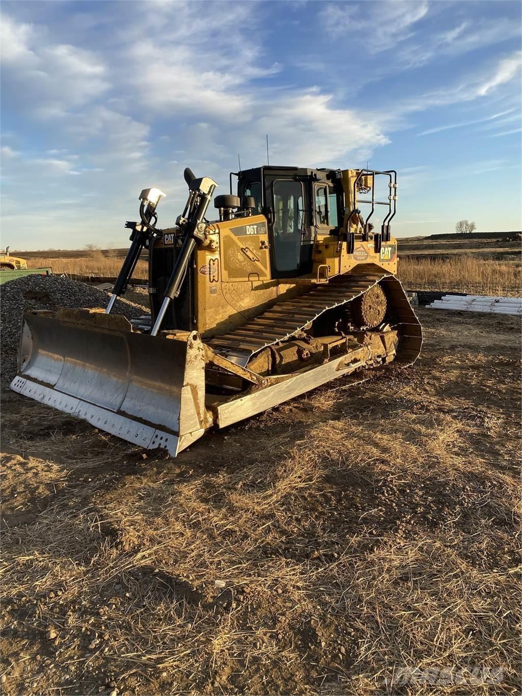 CAT D6T LGP ブルドーザー
