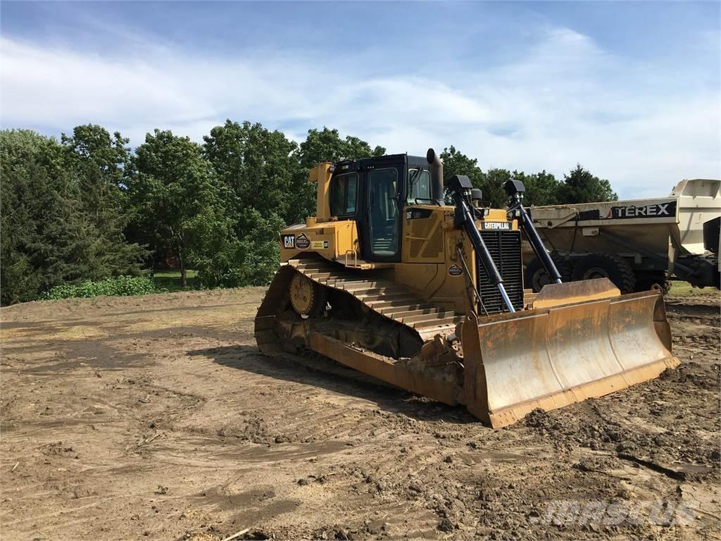 CAT D6T LGP ブルドーザー