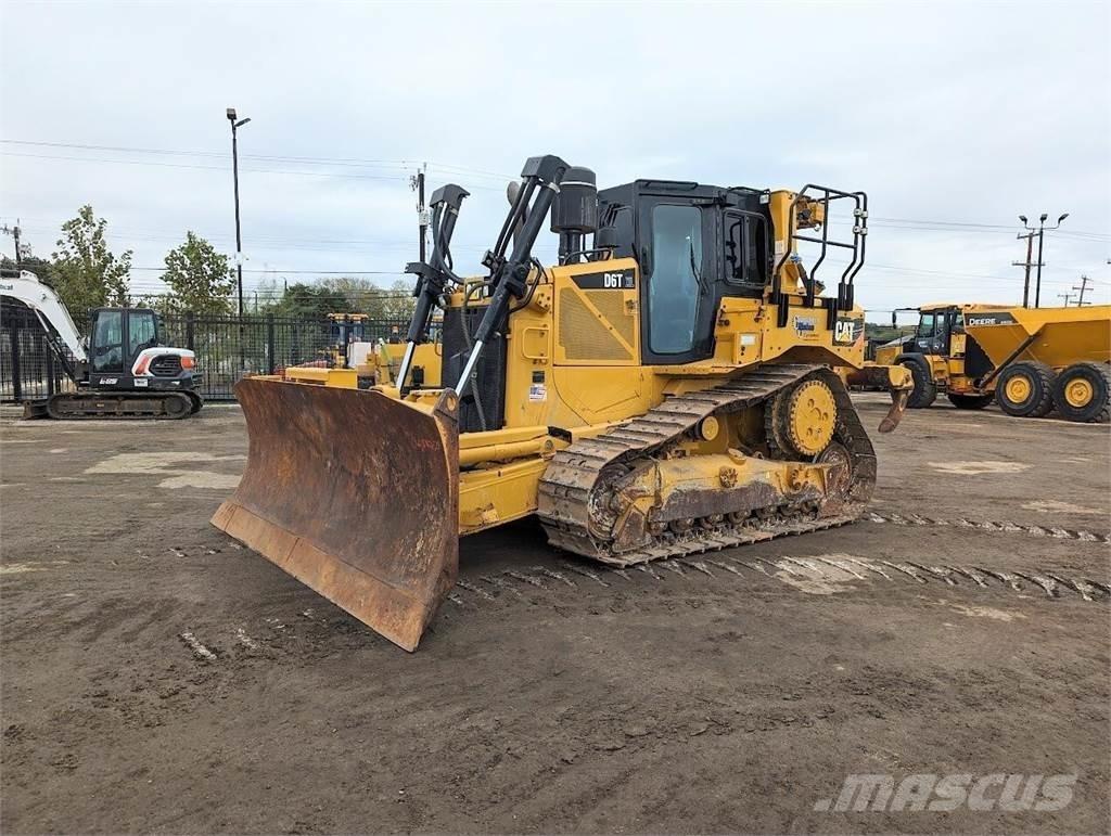 CAT D6T XL ブルドーザー