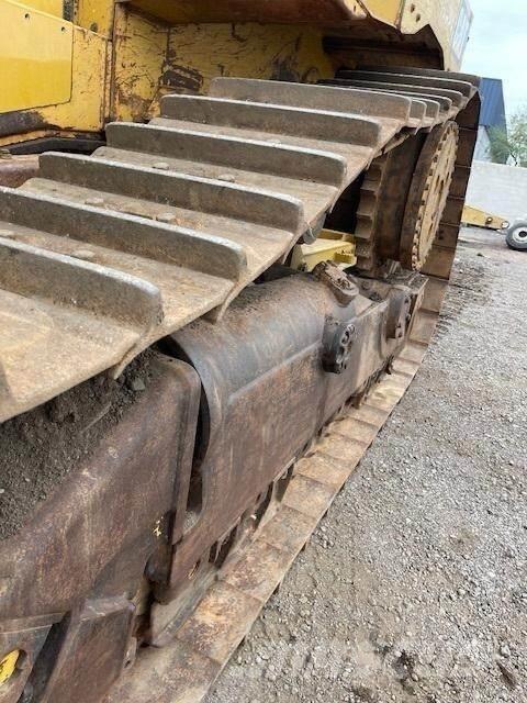 CAT D6T XW ブルドーザー