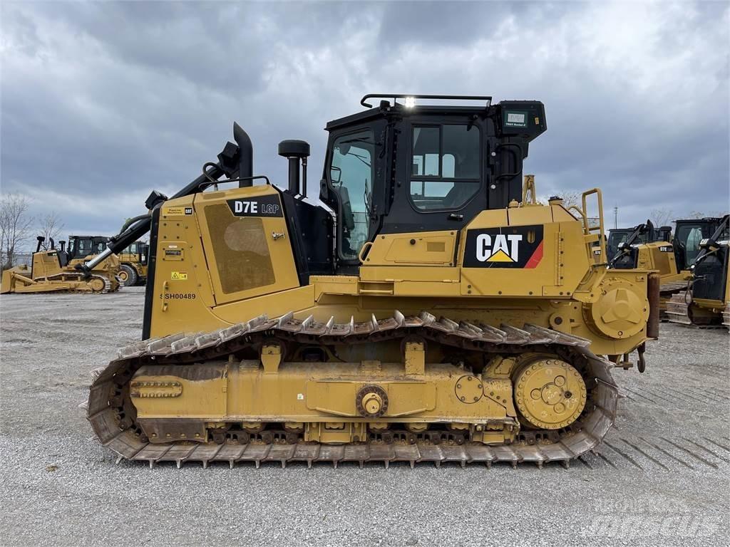 CAT D7E LGP ブルドーザー
