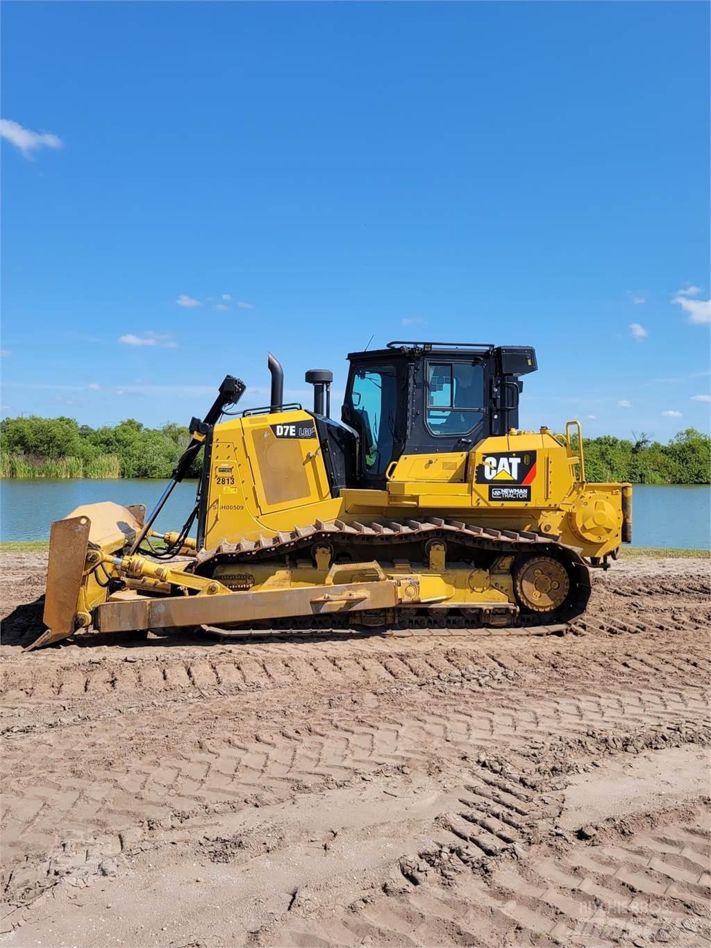 CAT D7E LGP ブルドーザー