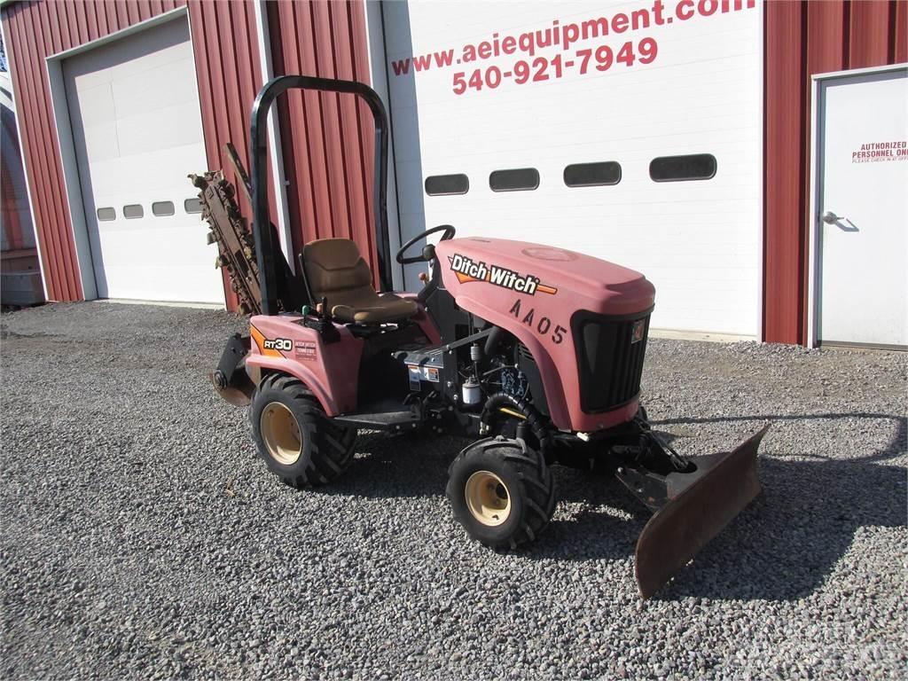 Ditch Witch RT30 トレンチャー