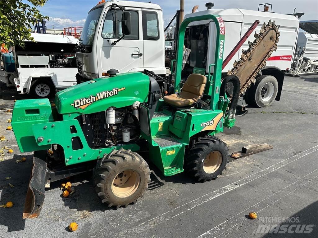 Ditch Witch RT45 トレンチャー