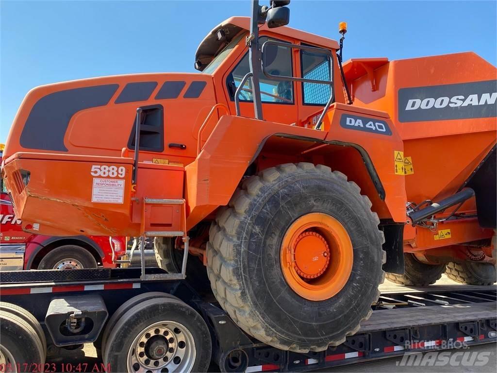 Doosan DA40-5 アーティキュレート式ダンプトラック