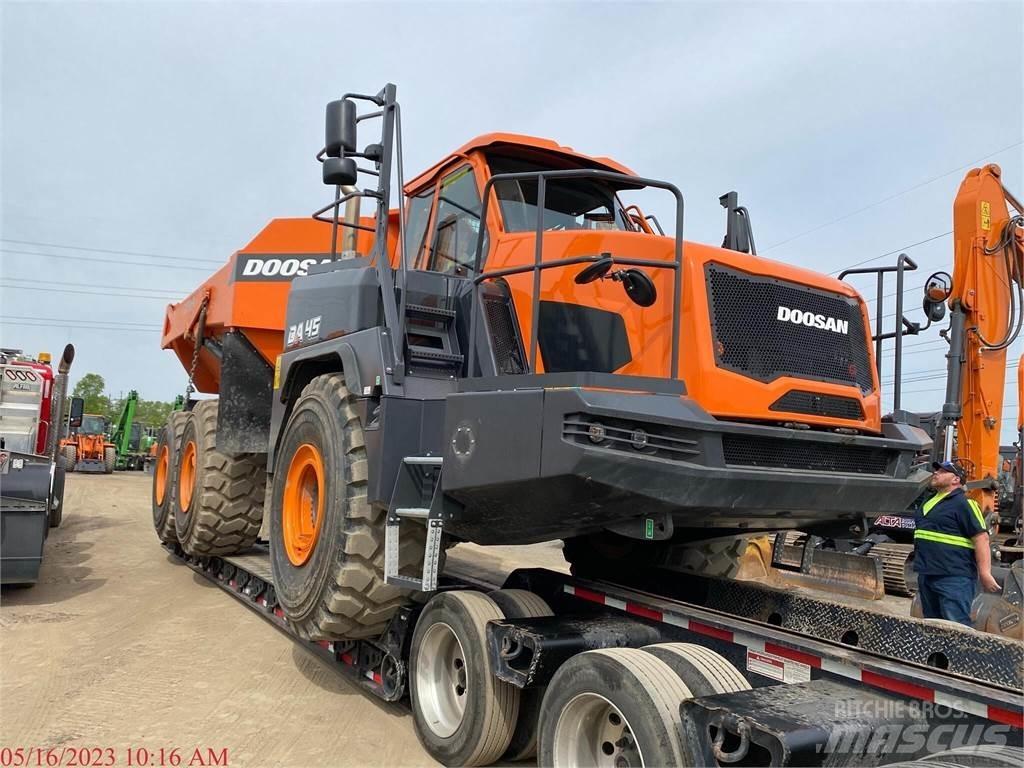 Doosan DA45-5 アーティキュレート式ダンプトラック