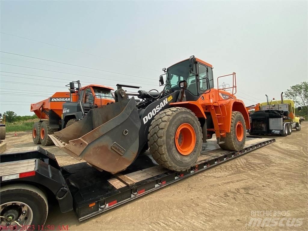 Doosan DL300-5 ホイールローダー・タイヤショベル