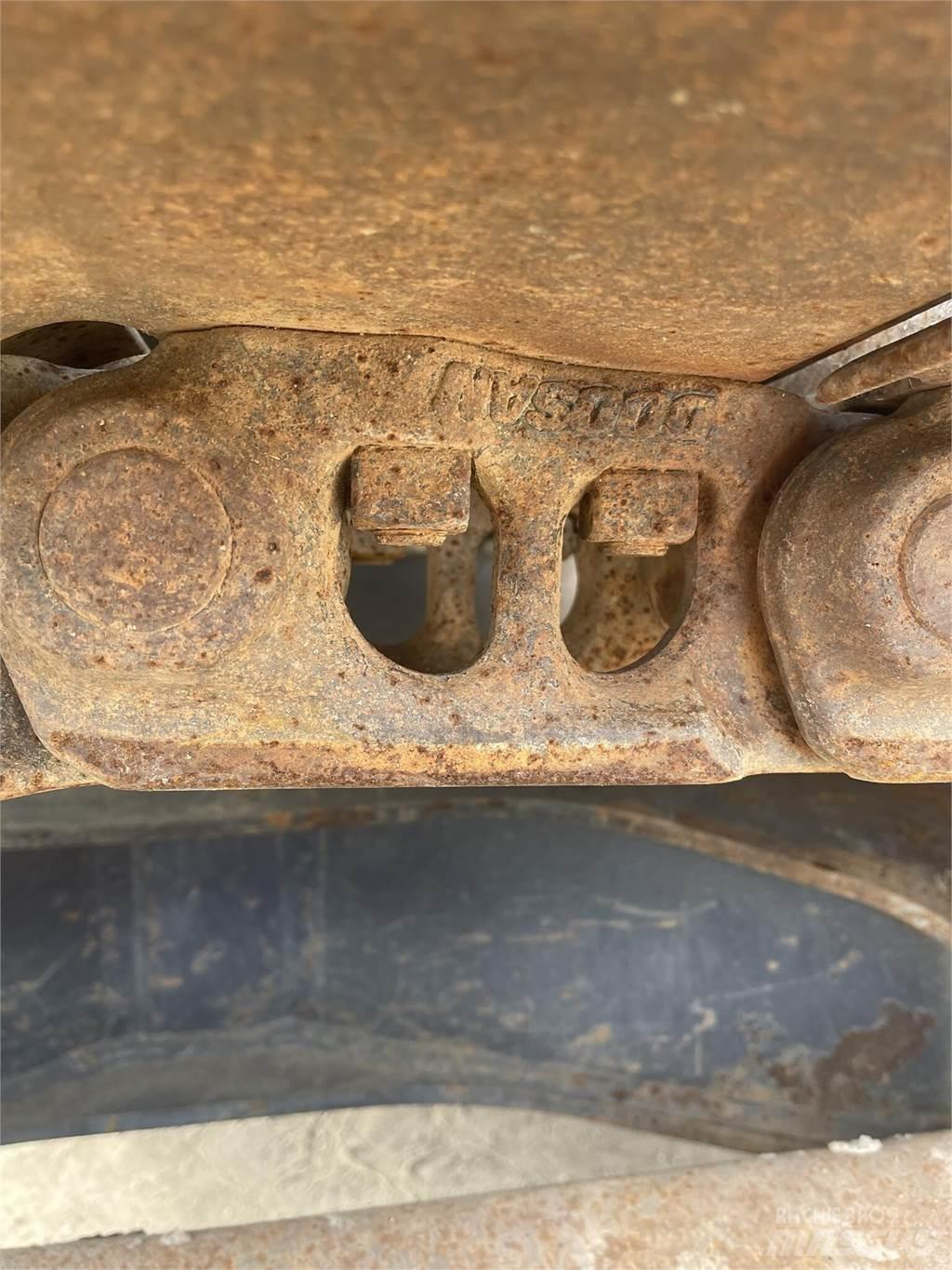 Doosan DX180 LC-5 大型油圧ショベル12t以上（パワーショベル・ユンボ）