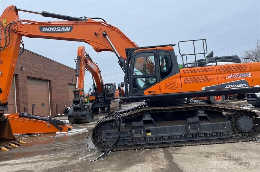 Doosan DX380 LL-5 大型油圧ショベル12t以上（パワーショベル・ユンボ）