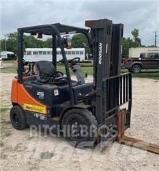 Doosan G25P-5 フォークリフト - その他