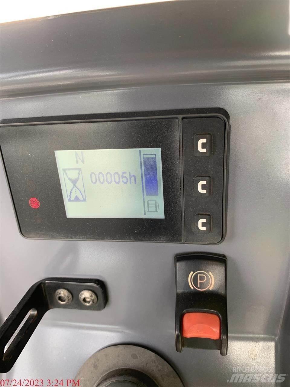 Dynapac CC1200 VI タンデムローラ