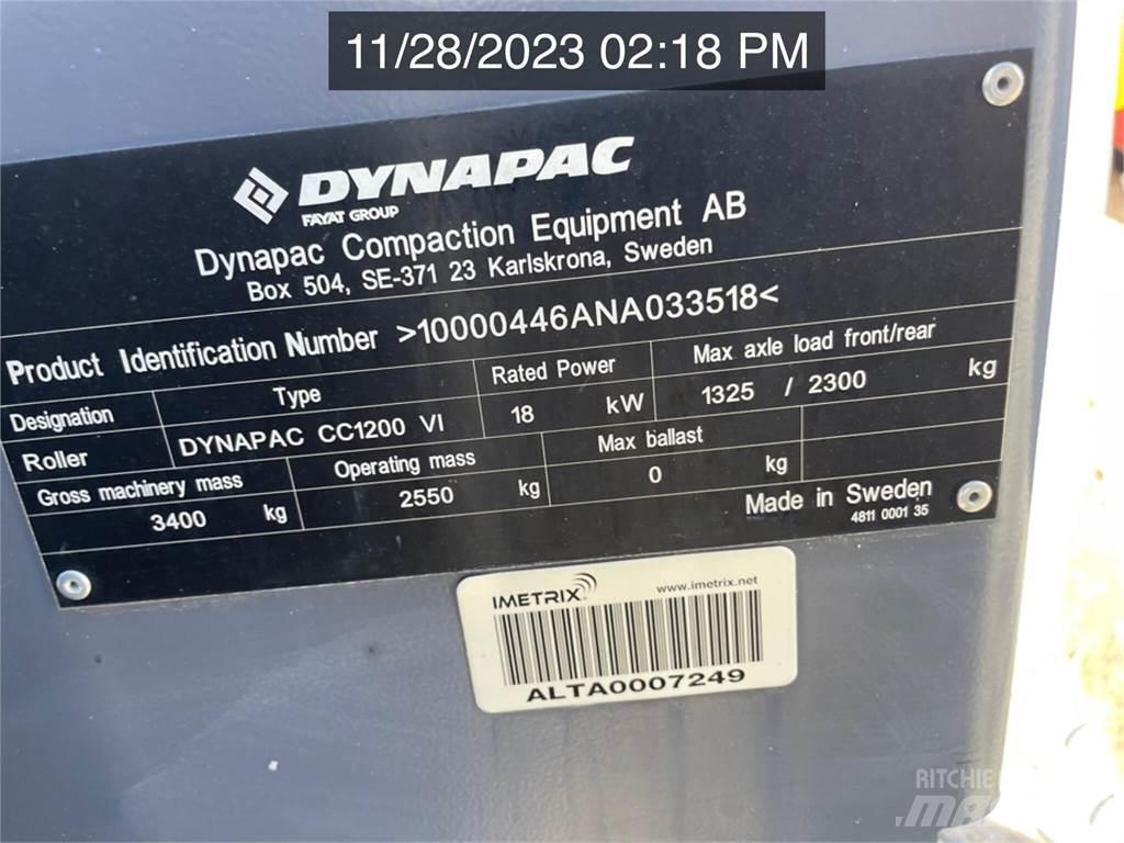Dynapac CC1200 VI タンデムローラ